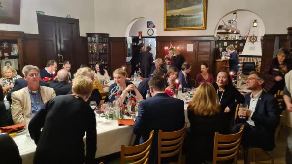 Lions Club Berlin Benefit - Lions & Friends